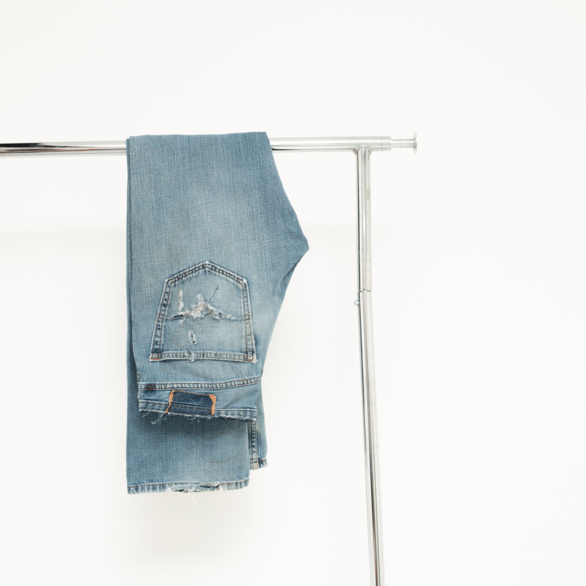 "DISTRESSED" Jeans W33 L33